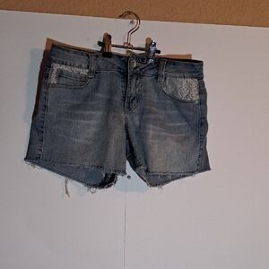 Lei Blue Jean Shorts Distressed Cut-Off Style